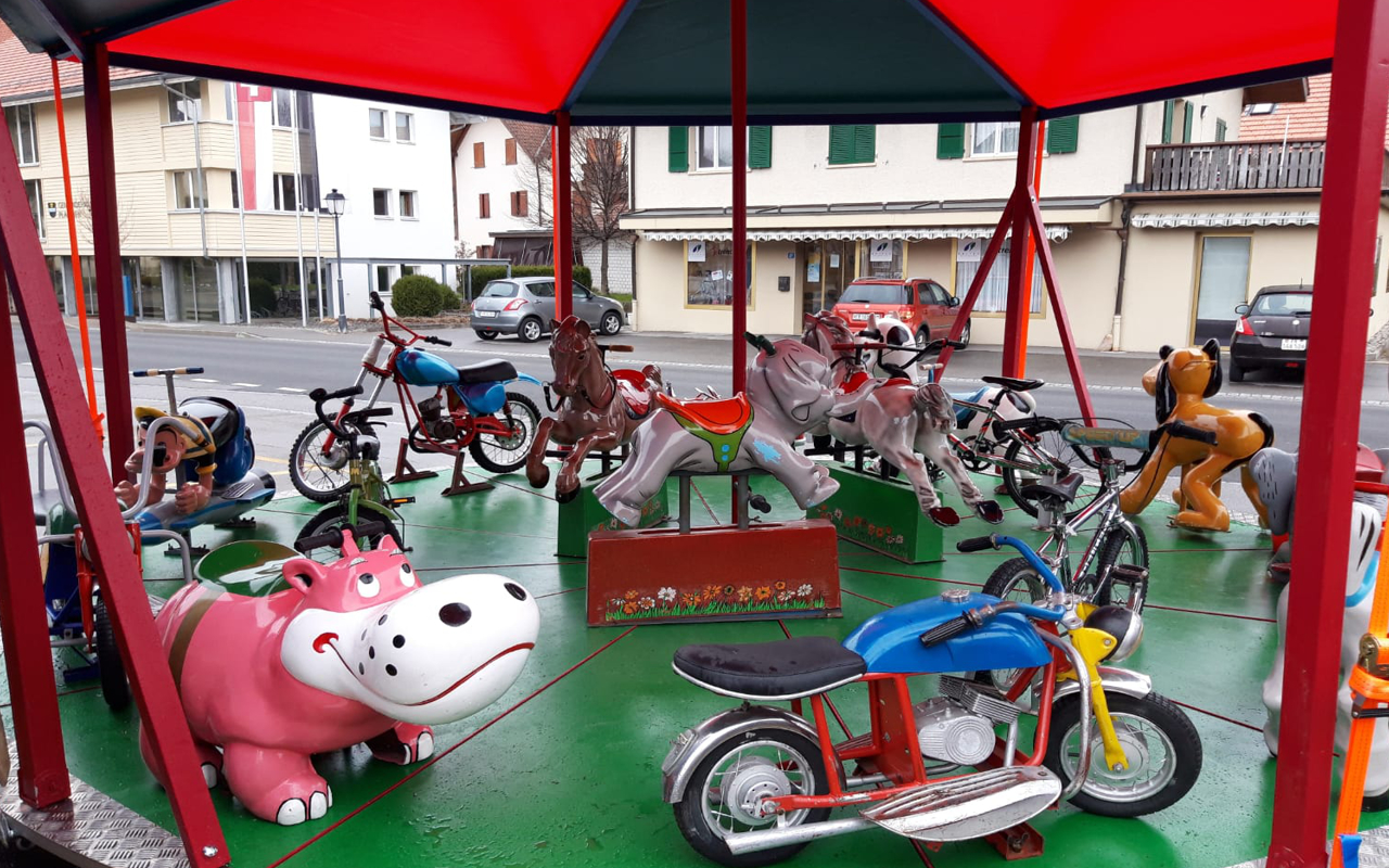 Carrousel 5 mètres de diamètres, 16 Places